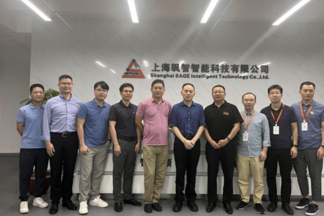 上海机器人产业技术研究院董事长郑军奇一行莅临金年金字招牌诚信至上参观指导