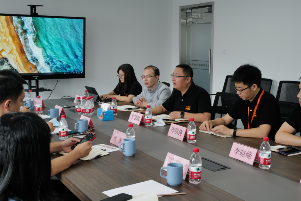 搭平台、拓场景、促合作|青岛市政府副秘书长、市投促办第一副主任王孝芝一行莅临金年金字招牌诚信至上智能参观指导(图5)