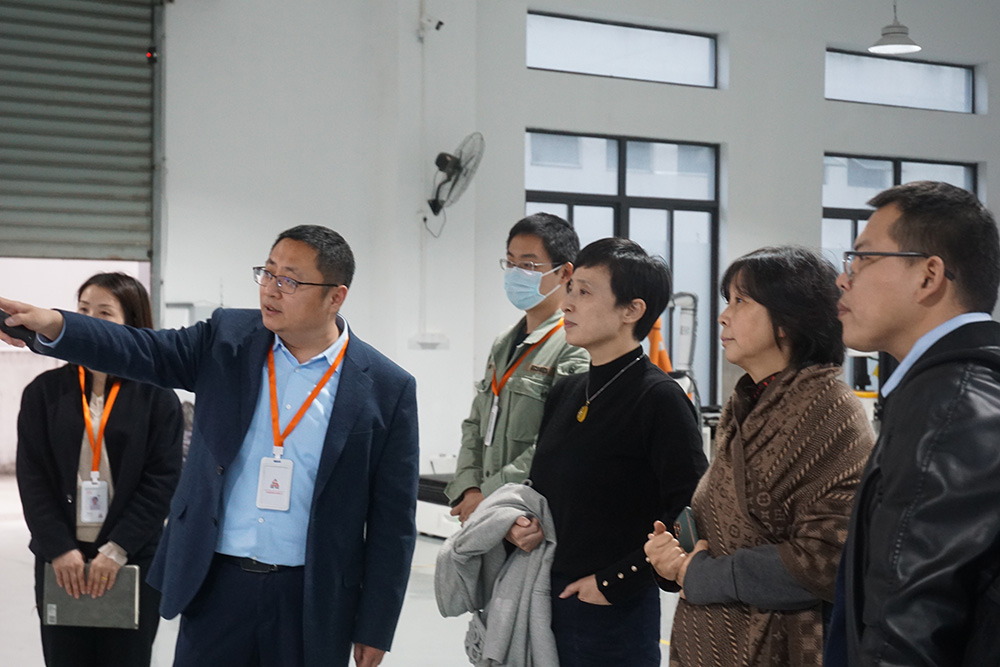金年金字招牌诚信至上资讯 | 上海市闵行区工商联、青促会一行莅临金年金字招牌诚信至上走访调研(图2)