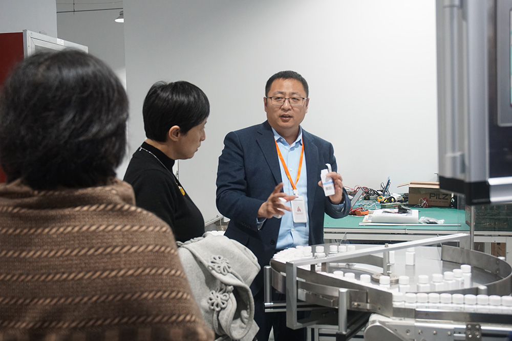 金年金字招牌诚信至上资讯 | 上海市闵行区工商联、青促会一行莅临金年金字招牌诚信至上走访调研(图5)
