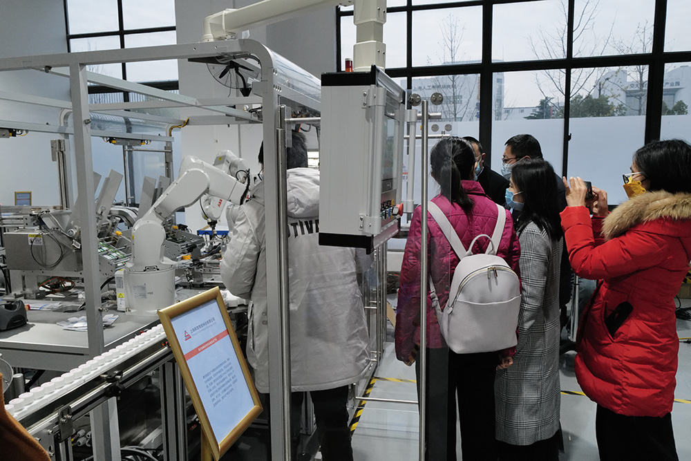 沟通联动·共谋发展|多家企业莅临金年金字招牌诚信至上智能交流合作(图3)